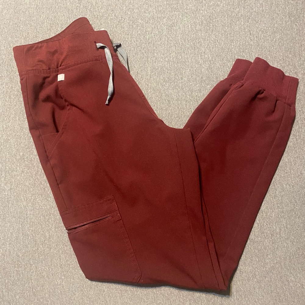 Figs Zamora XS regular length
